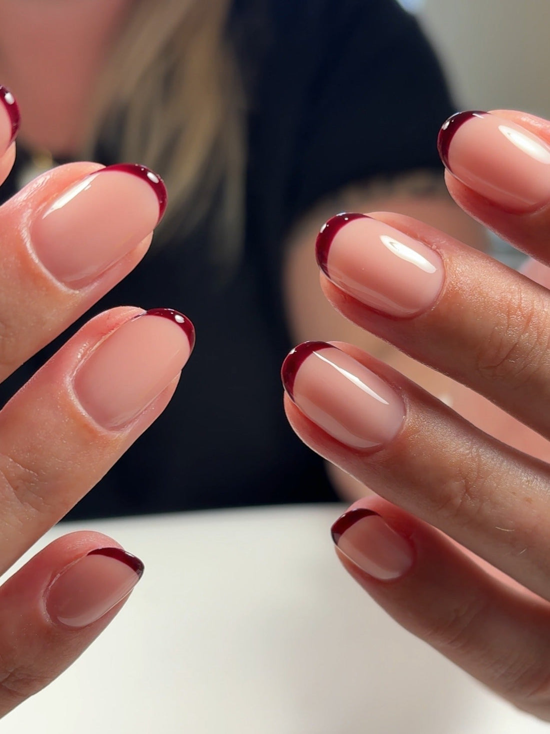 15 Must-Try Oval French Tip Nail Ideas 2026