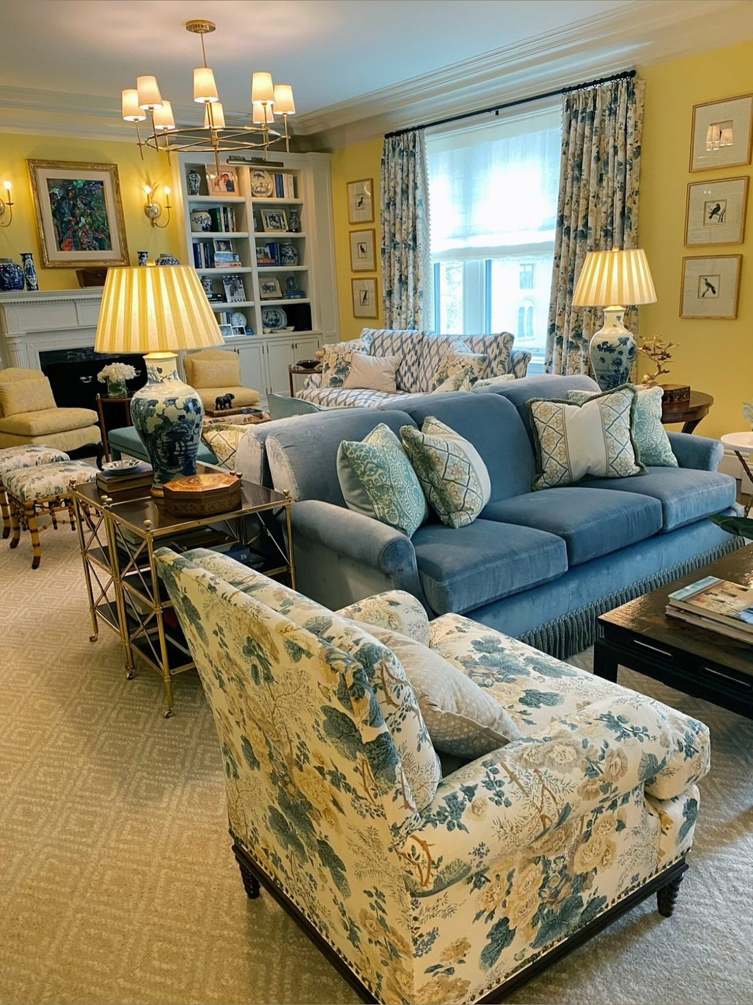 15 Stylish Yellow and Grey Living Room Ideas