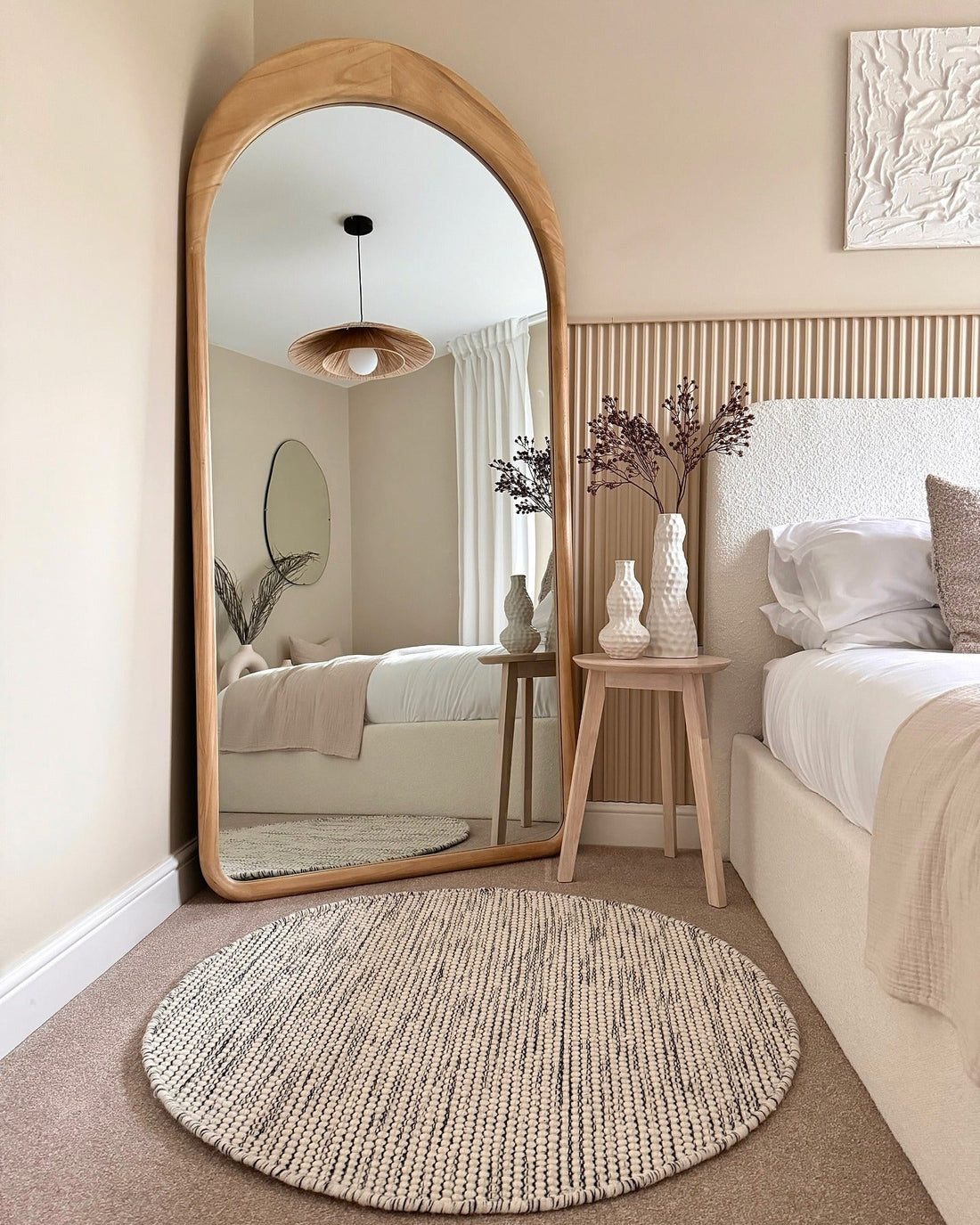 16 Must-See Bedroom Ideas with Mirror for Small Spaces