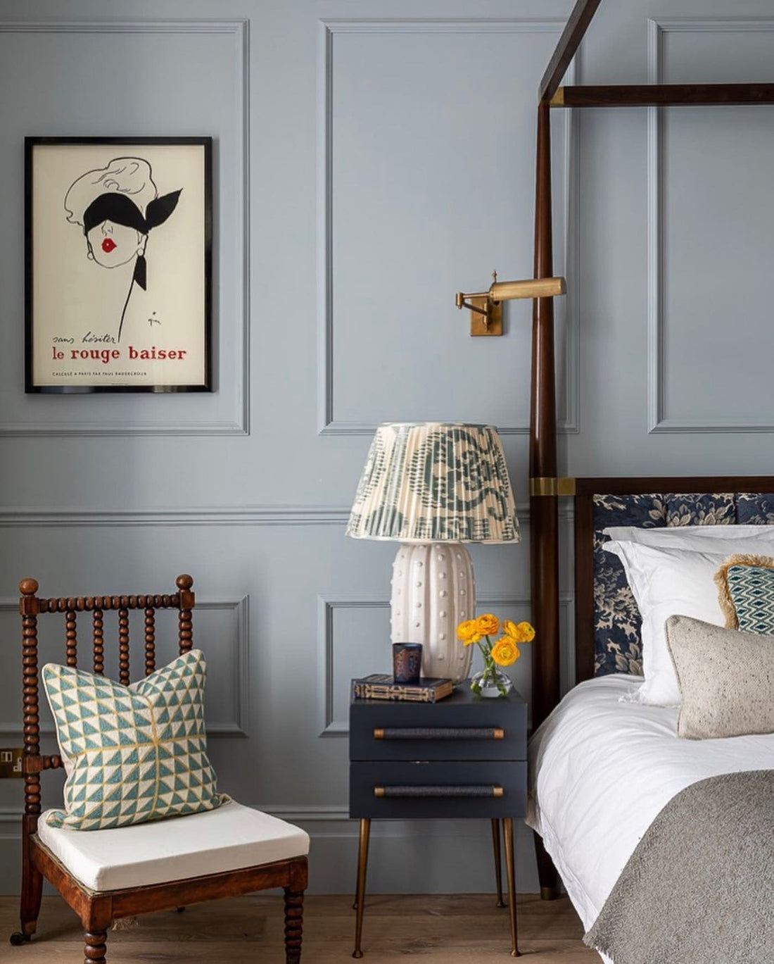 15 Modern Blue Wall Bedroom Ideas 2026