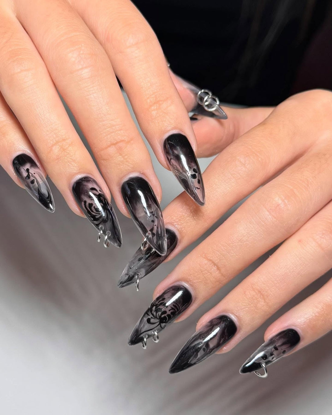 15 Unique Cute Black Nail Ideas for Everyday Wear