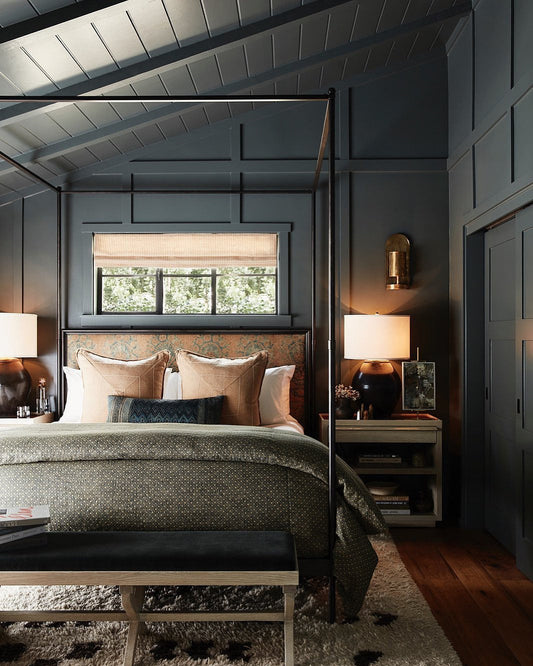 15 Gorgeous Dark Gray Bedrooms 2026