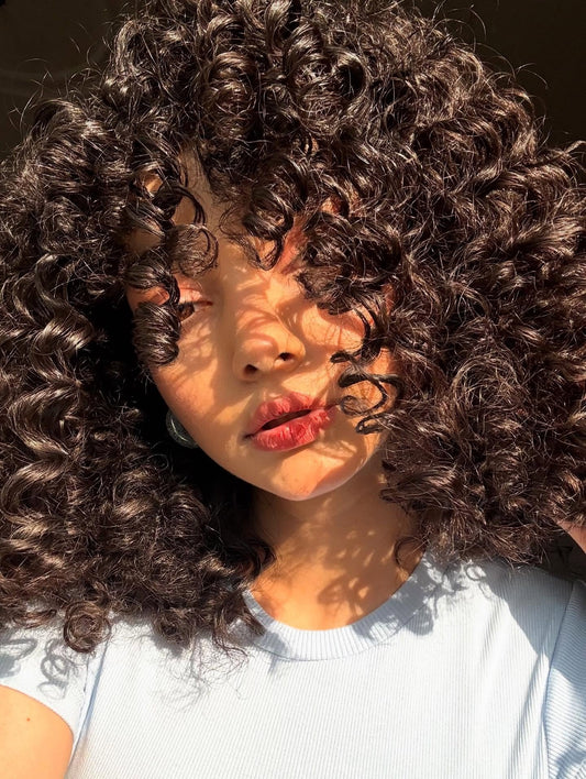 15 Trendy Curly Hairstyles for 2026