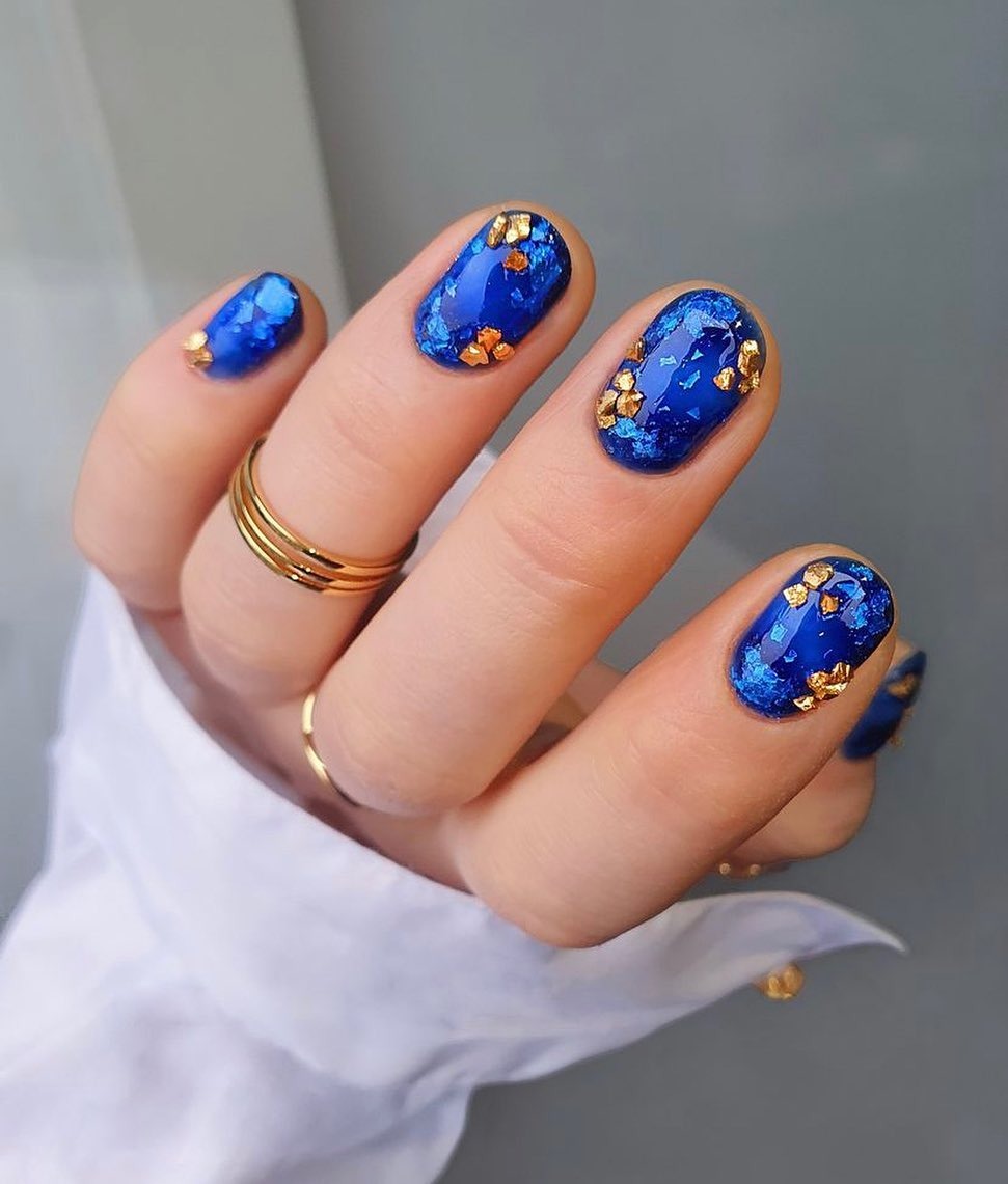 15 Pretty Short Gel Nail Ideas 2026