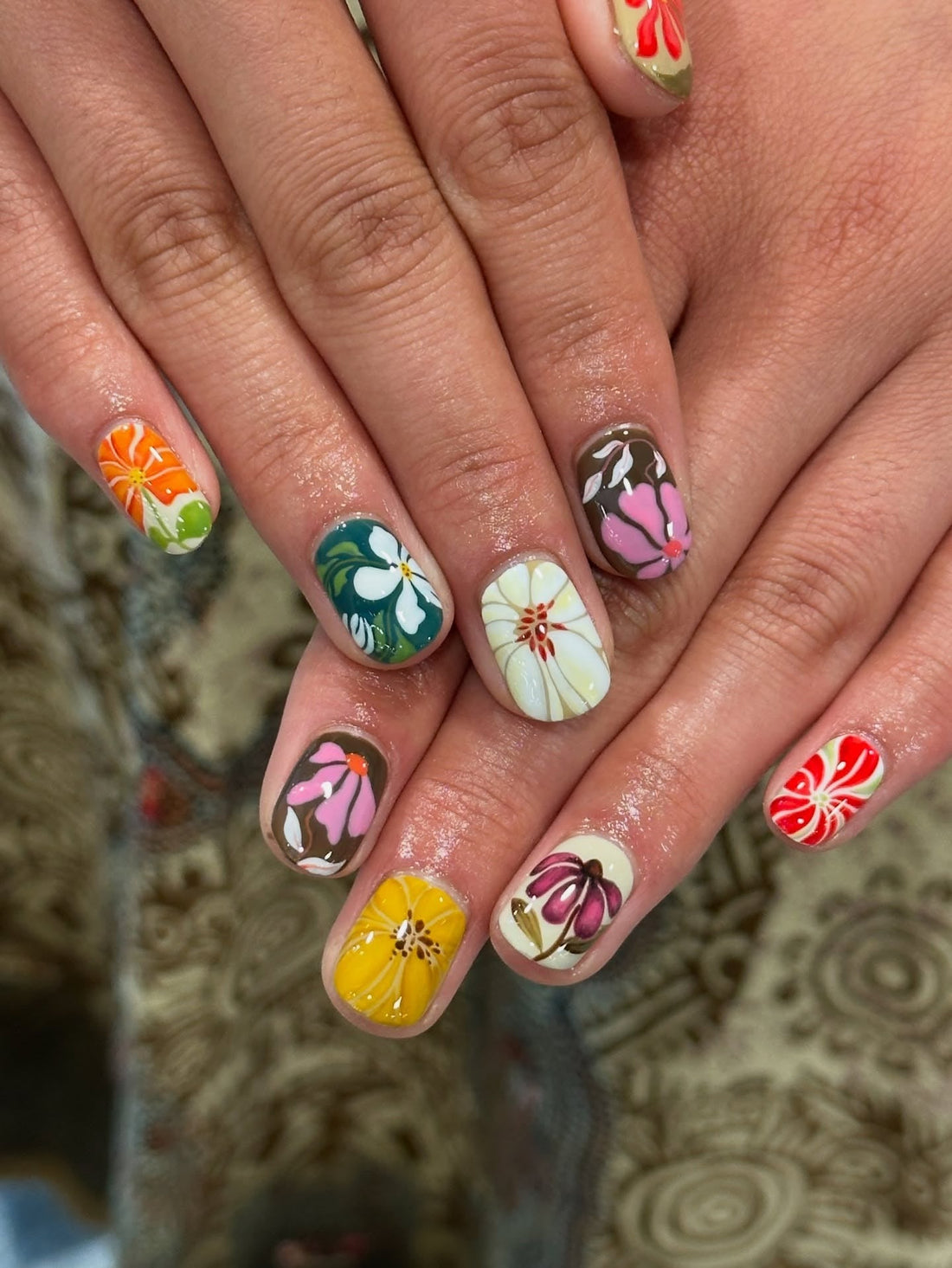15 Trendy Tropical Flower Nail Ideas 2026