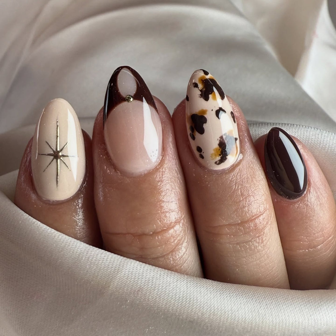 15 Eye-Catching November Nail Ideas for 2025
