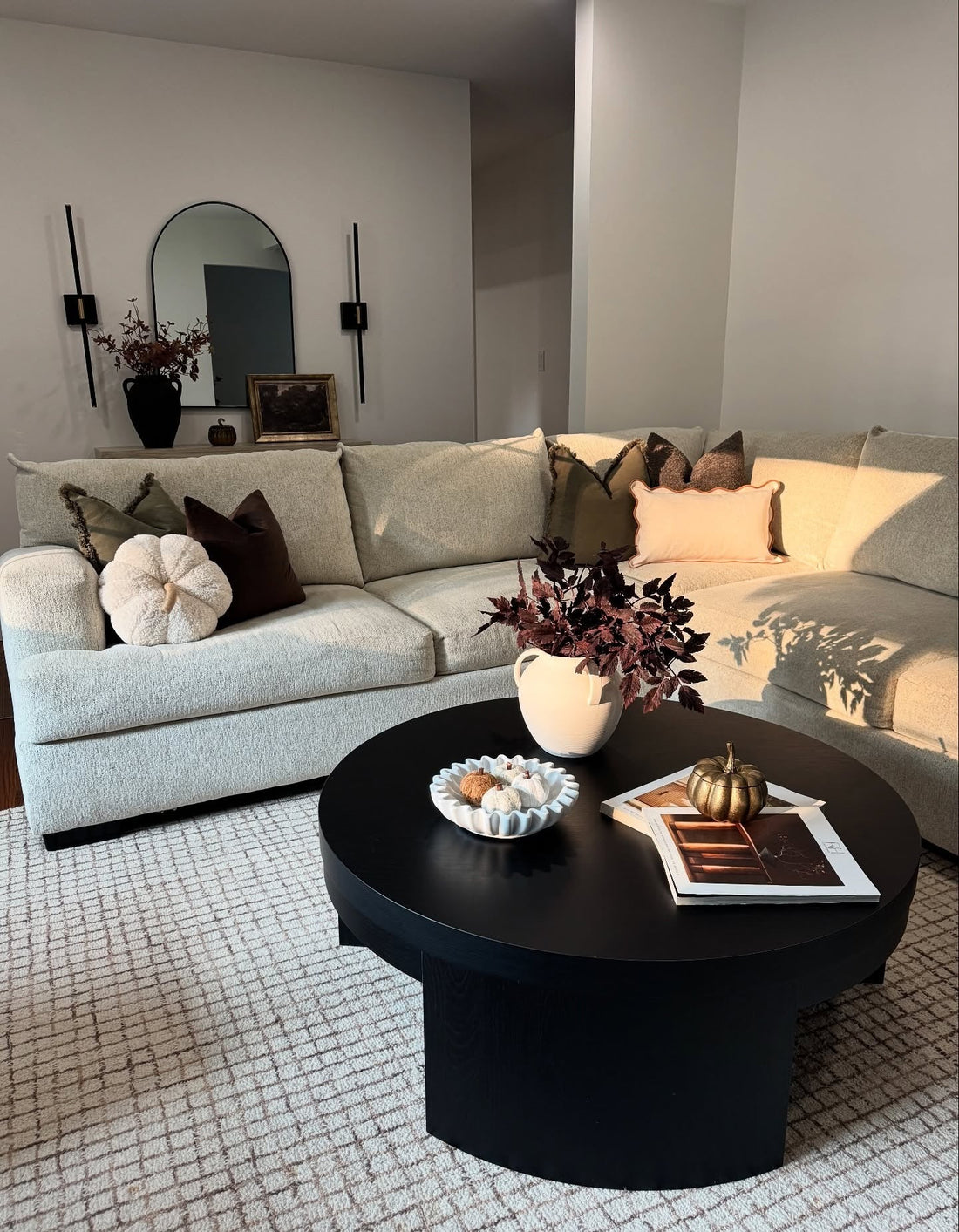 15 Chic Modern Small Living Room Ideas for 2025