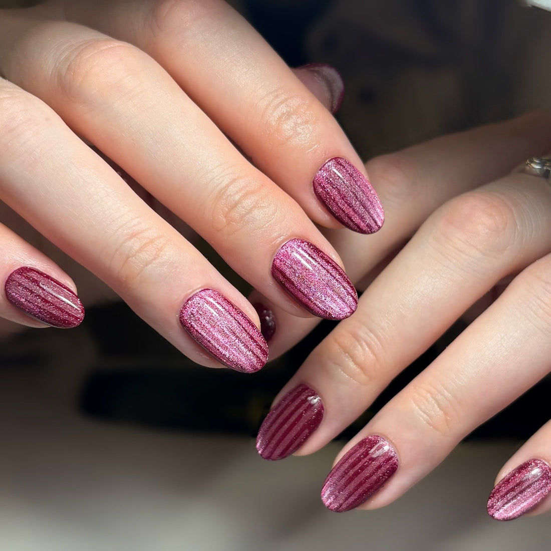 15 Classy Velvet Nail Ideas 2026