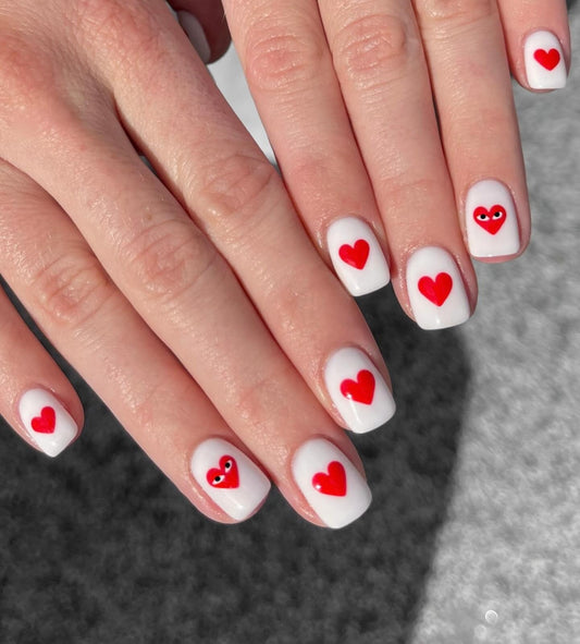15 Trendy Short Nail Art Ideas 2026