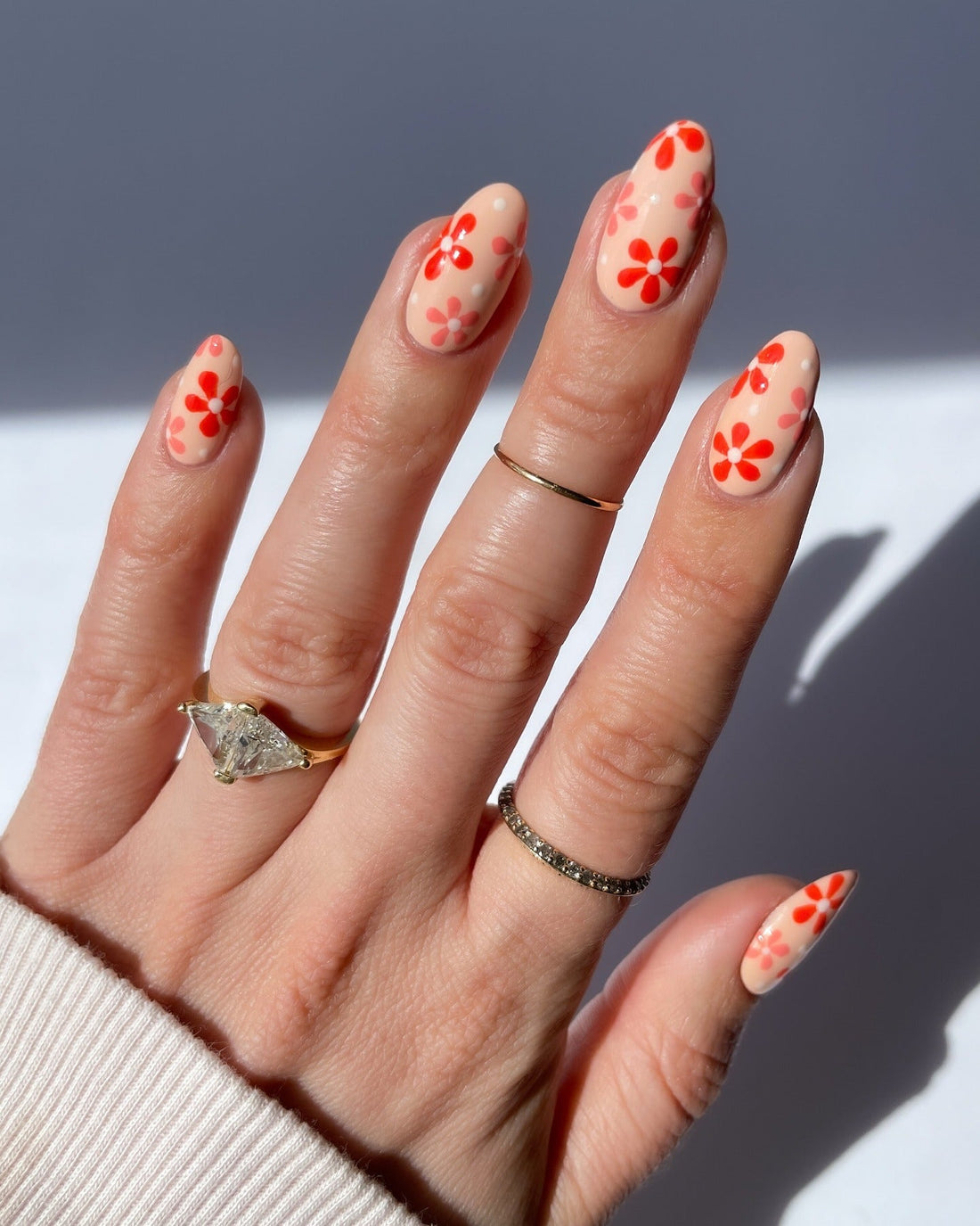 15 Simple Spring Nail Ideas to Try This Season 🌿