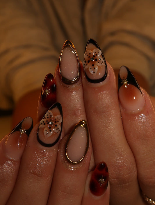 15 Modern Burgundy and Gold Nail Ideas 2026