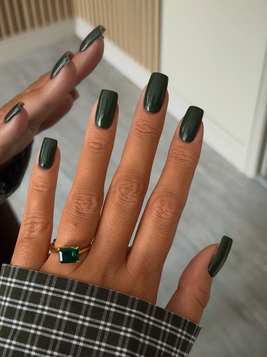 15 Cute Green Nail Ideas 2026 Trend