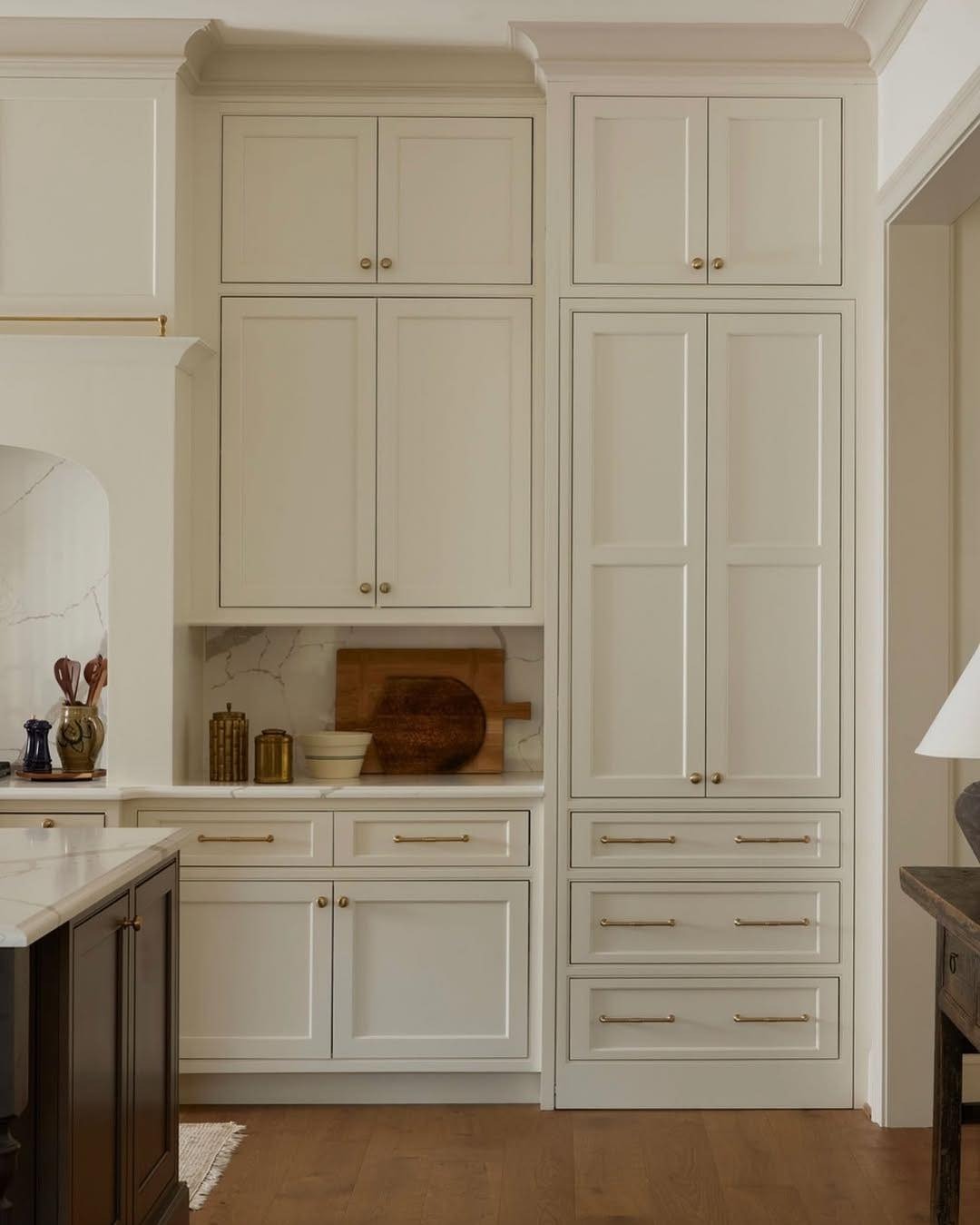 15 Modern Tall Kitchen Cabinets Ideas 2026