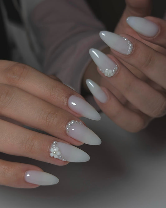 15 Elegant Bridal Nail Ideas 2026