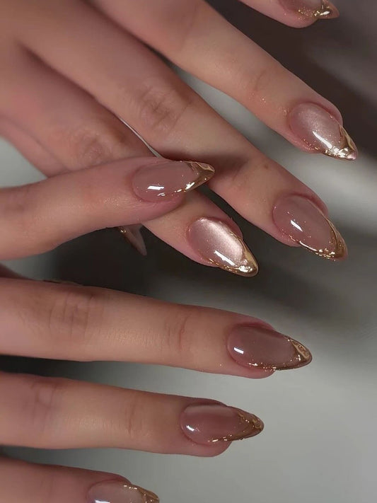 15 Shiny Nail Ideas Leading 2026 Inspiration