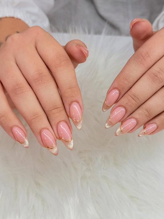 15 Stunning Classy Almond Nail Ideas 2026