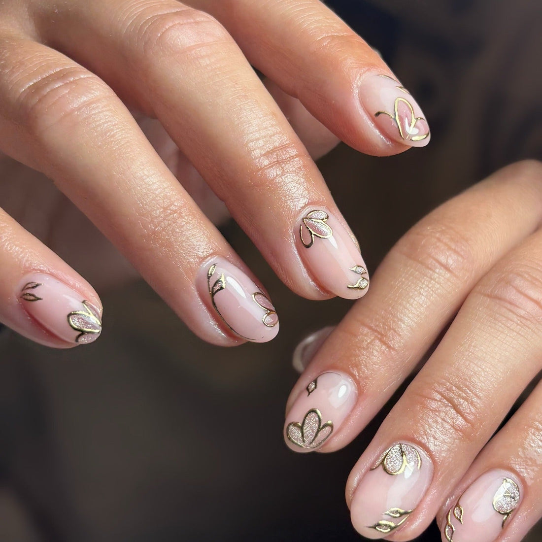 15 Elegant Chrome Nail Ideas Perfect For Any Season