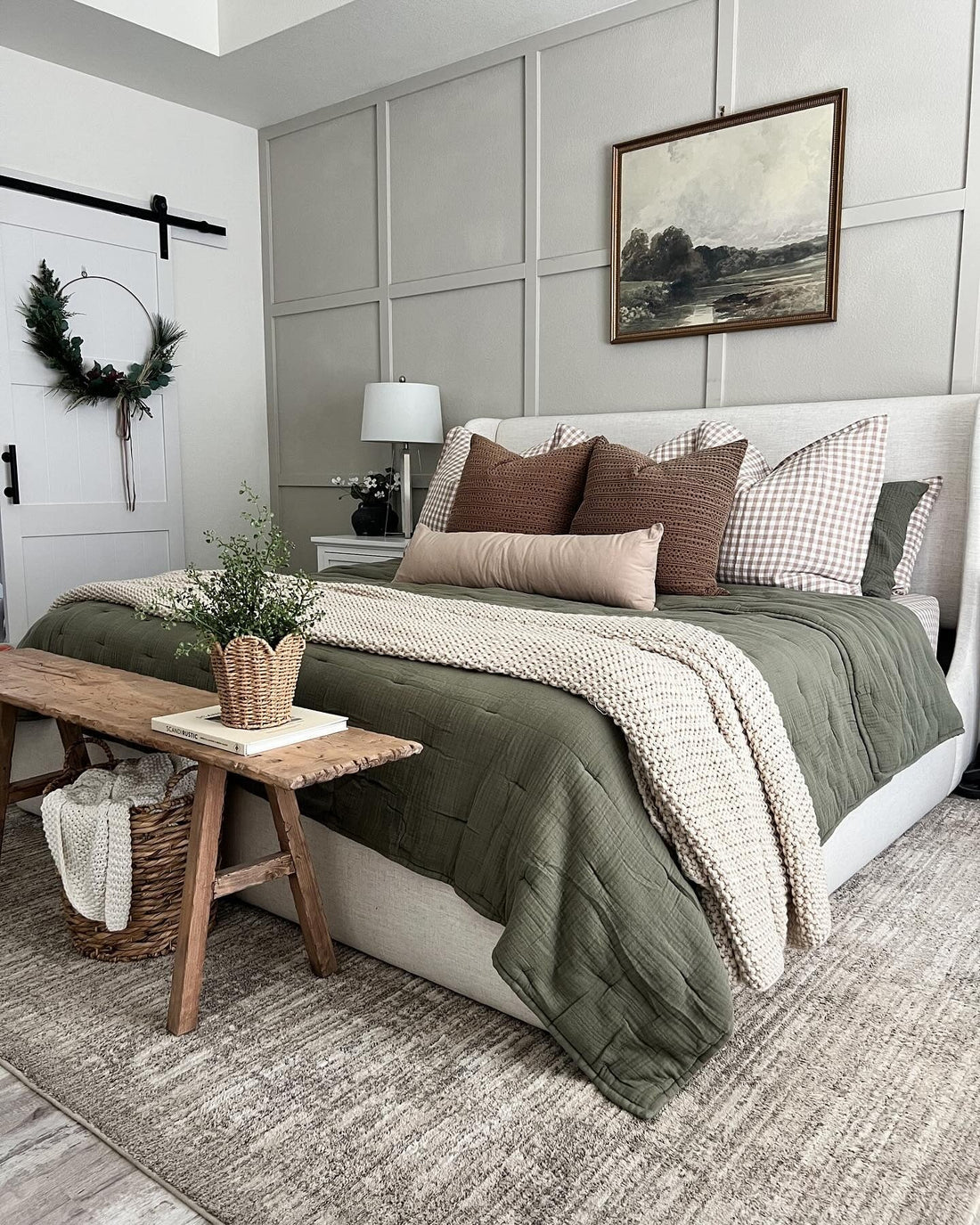15 Must-Try Farmhouse Bedroom Ideas