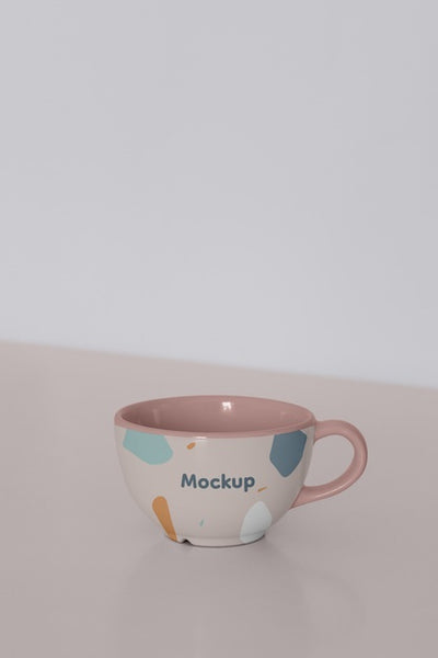 Free Beautiful Mug Mockup Psd