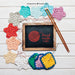 Free Knitting Mockup With Slate And Sticks Psd
