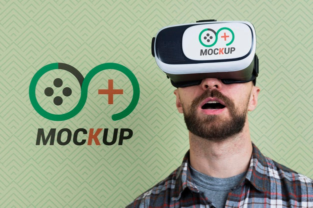Free Man Using A Virtual Reality Headset Mock-Up Psd