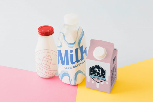 Free Milk Packaging Mockup Psd