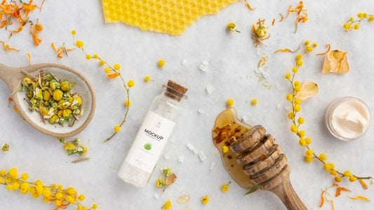 Free Natural Medicine Packaging Mockup With Ingredients Psd