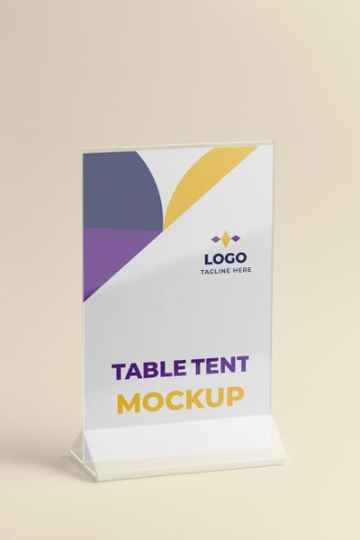 Free Paper Table Tent Mockup Isolated Psd