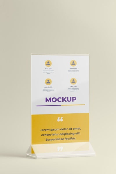 Free Paper Table Tent Mockup Isolated Psd