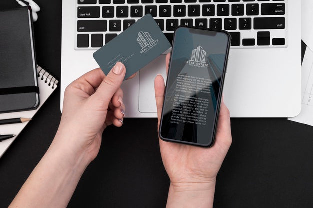 Free Top View Of Desk Concept Mock-Up Psd
